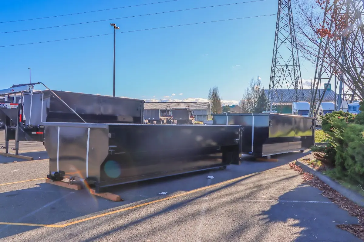 Professional dumpster rental and junk removal service in Estero